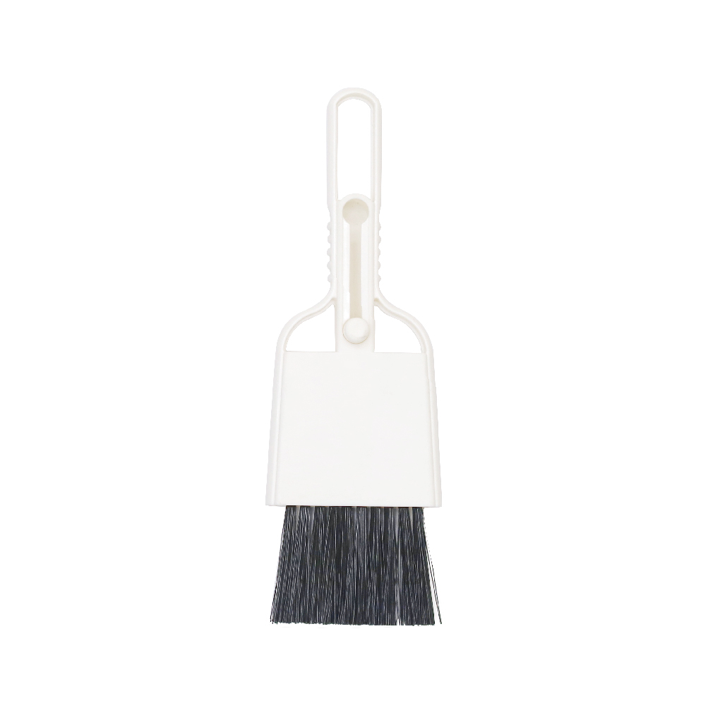 RT-C2418  Retractable Mini Broom